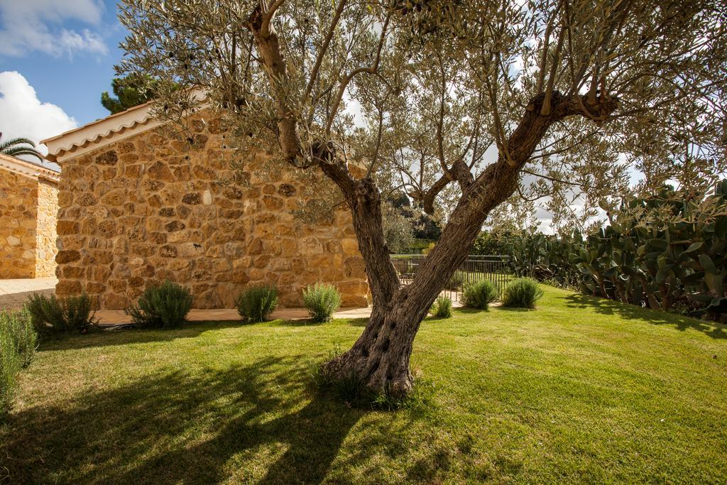 Agriturismo Feudo Muxarello Aragona Luaran gambar
