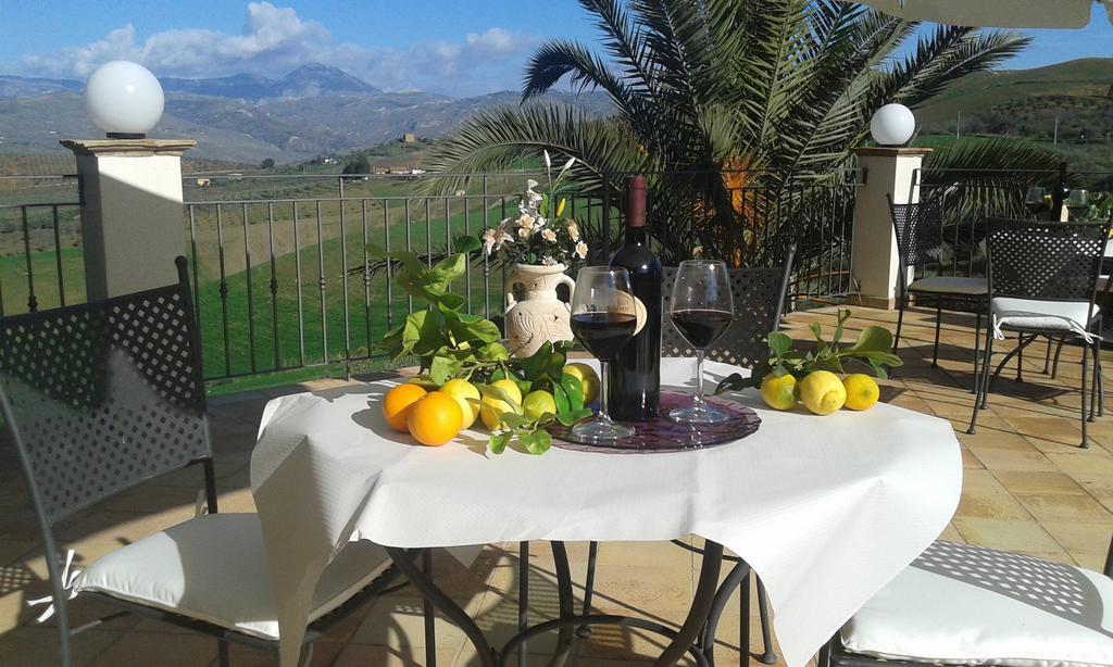 Agriturismo Feudo Muxarello Aragona Luaran gambar