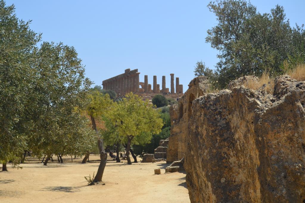 Agriturismo Feudo Muxarello Aragona Luaran gambar