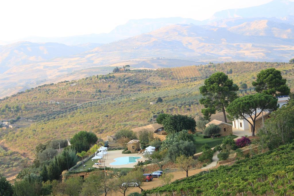 Agriturismo Feudo Muxarello Villa Aragona Luaran gambar