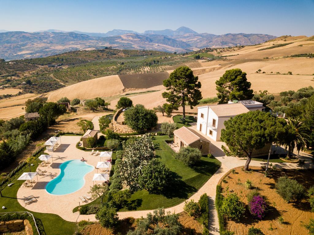 Agriturismo Feudo Muxarello Villa Aragona Luaran gambar